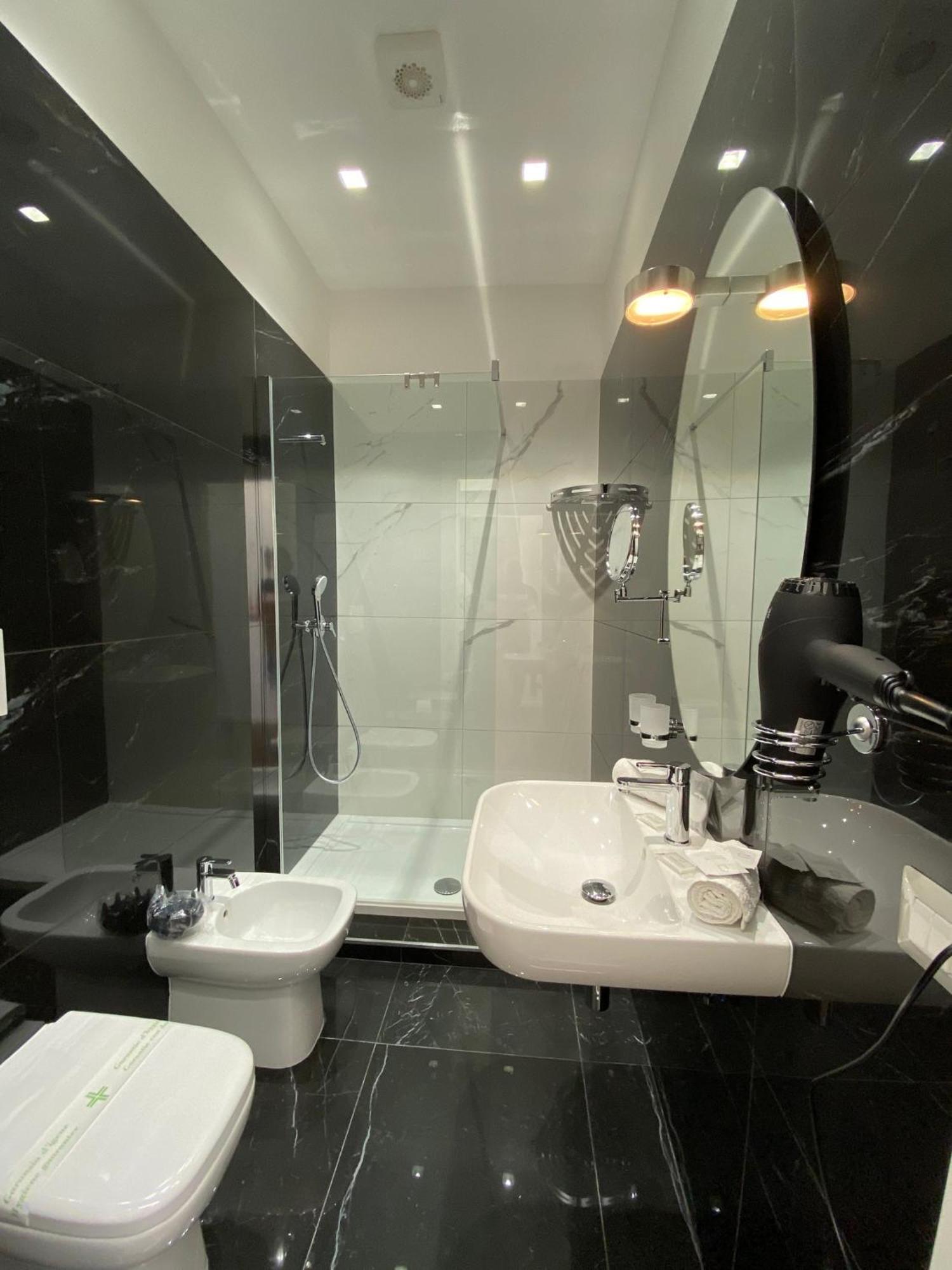 Vatican G&G Suites Рим Экстерьер фото